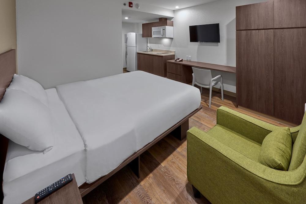 Extended Suites Ciudad Del Carmen Aeropuerto エクステリア 写真